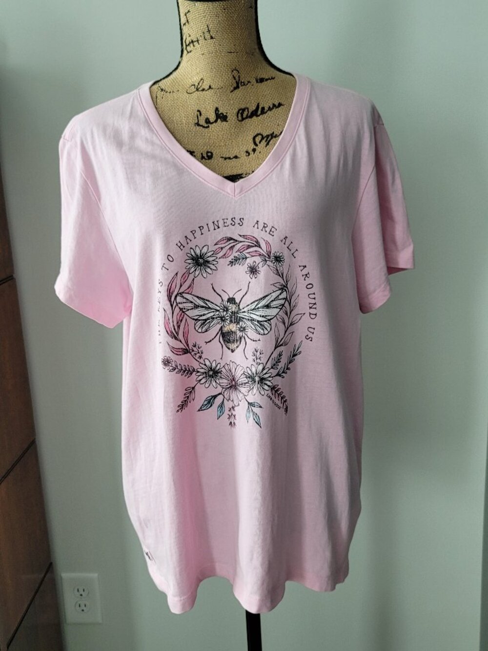 Ladies Life is Good Crusher Pink V-Neck T-shirt X-Large